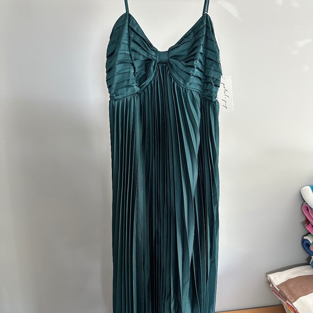 Petal and pup Vikki dress